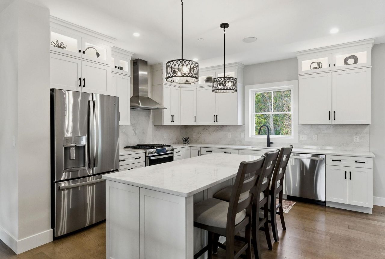 8 Elise Avenue, Unit Lot 4, Londonderry, NH 03053 Main Photo