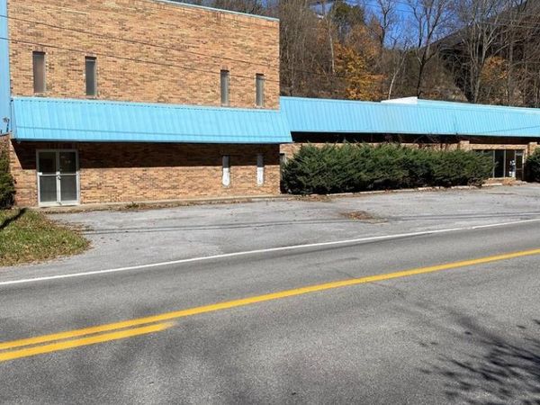 2138 Country Girl Road, Bluefield, WV 24701