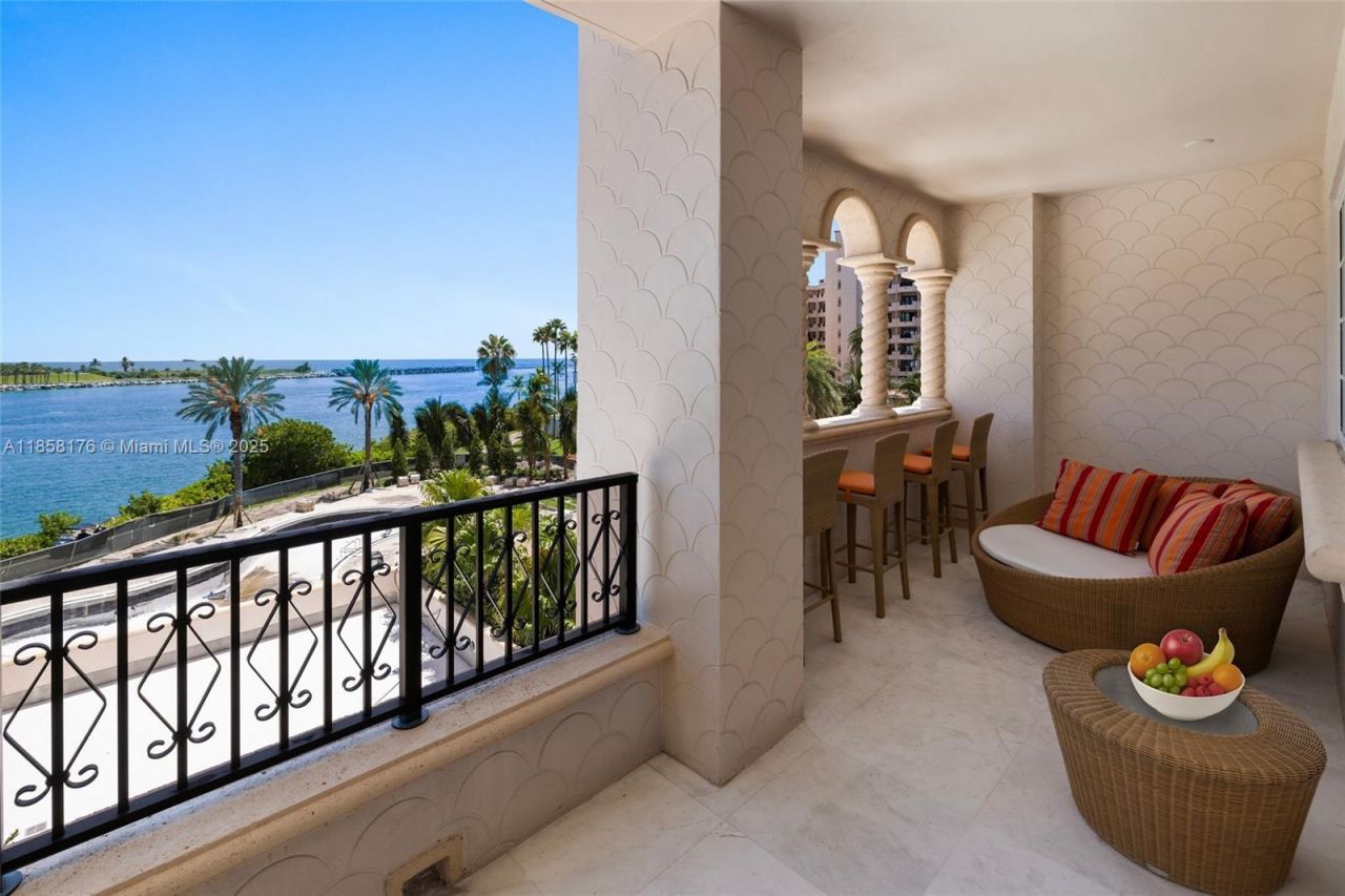 7133 Fisher Island Dr, Unit 7133, Miami Beach, FL 33109 Photo