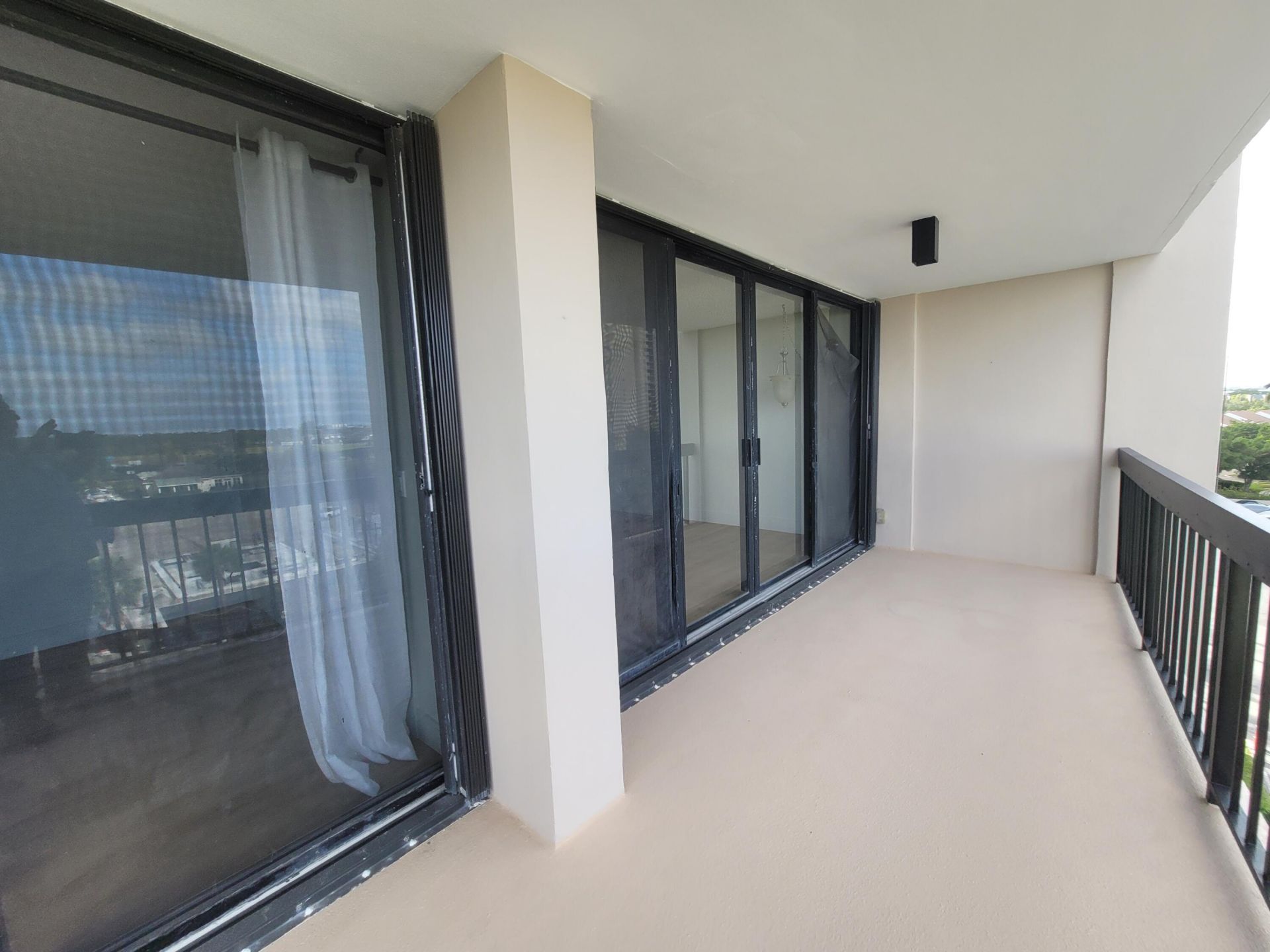 2425 Presidential Way, Unit 603, West Palm Beach, FL 33401 Photo