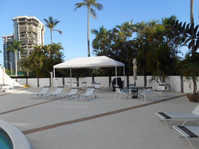 2425 Presidential Way, Unit 603, West Palm Beach, FL 33401 Photo