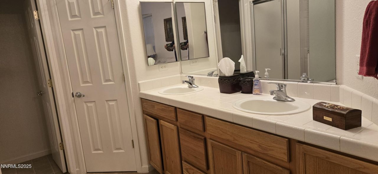 7430 Earlsmoore Drive, Sparks, NV 89436 Photo