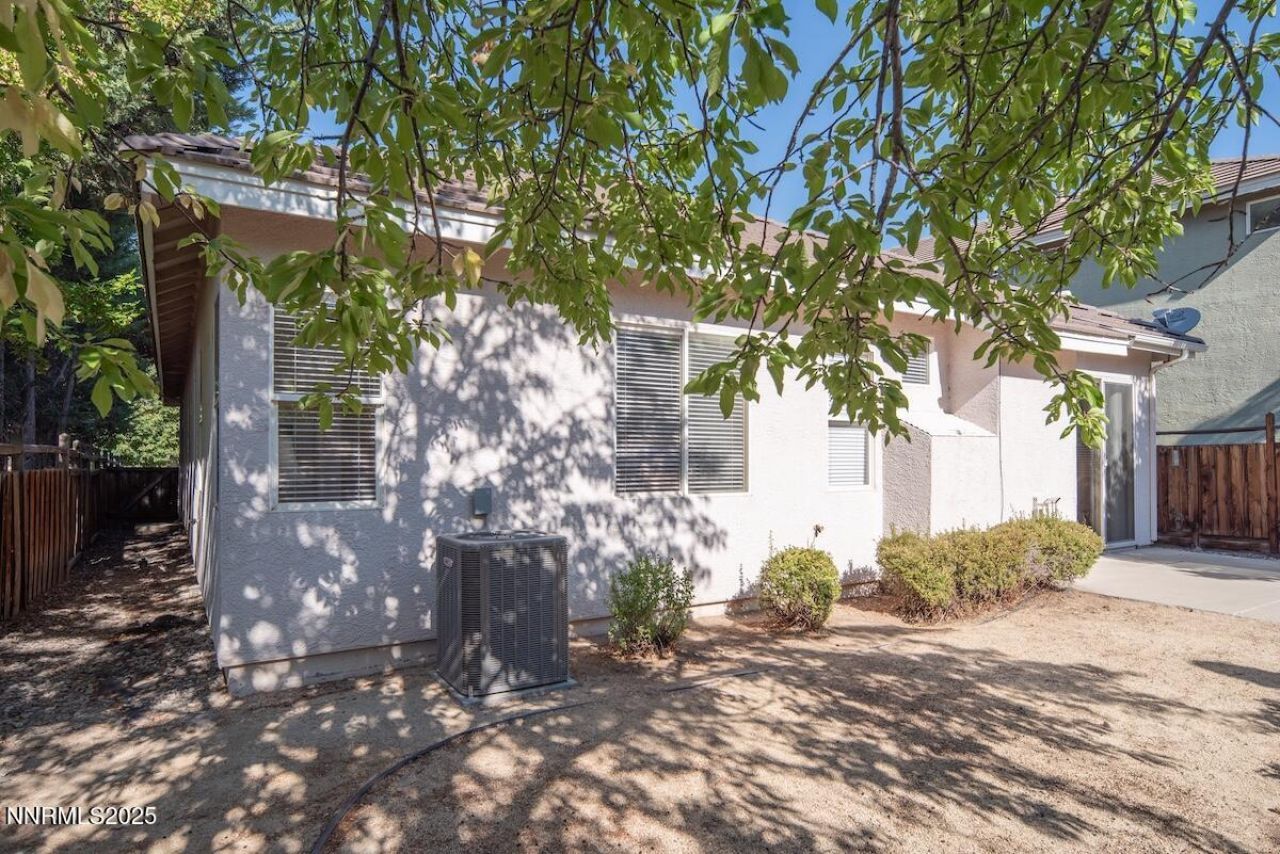 7430 Earlsmoore Drive, Sparks, NV 89436 Photo