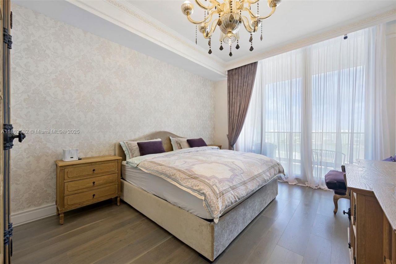 17901 Collins Ave, Unit 2702, Sunny Isles Beach, FL 33160 Photo