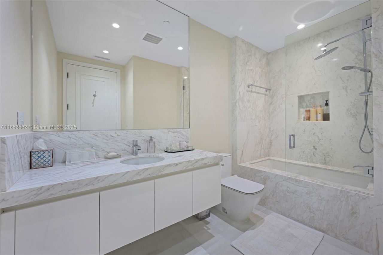 17901 Collins Ave, Unit 2702, Sunny Isles Beach, FL 33160 Photo