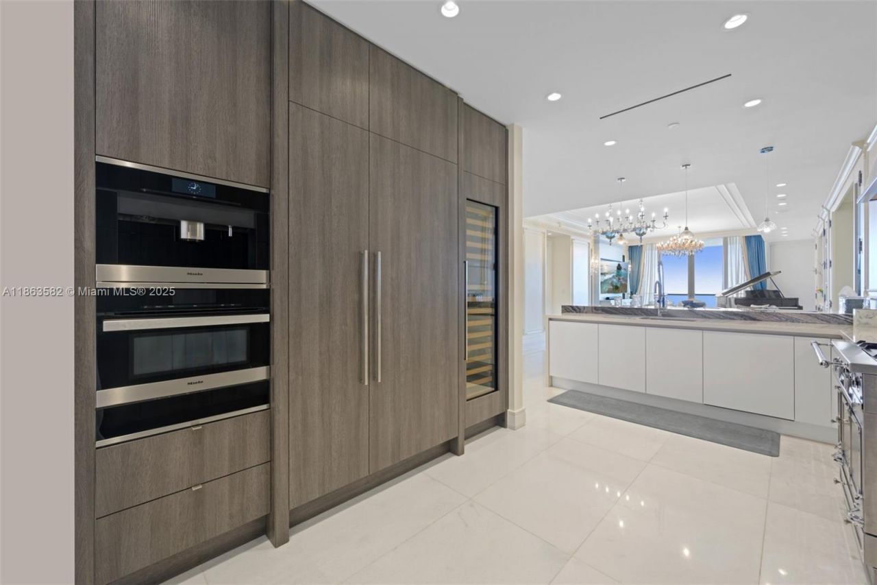 17901 Collins Ave, Unit 2702, Sunny Isles Beach, FL 33160 Photo