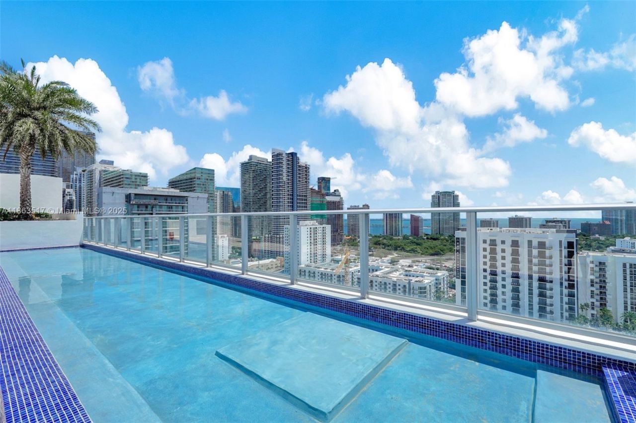 1010 SW 2nd Ave, Unit 1010, Miami, FL 33130 Photo