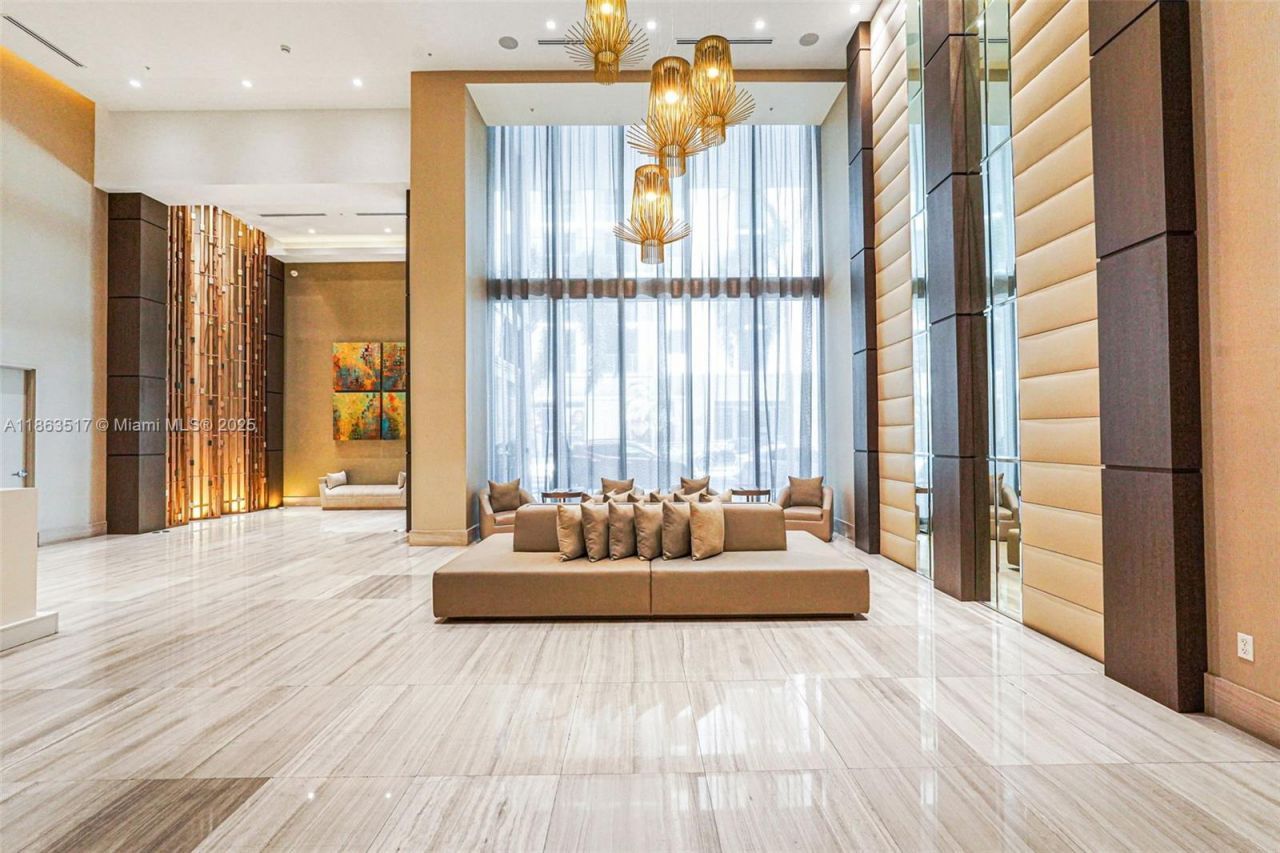 1010 SW 2nd Ave, Unit 1010, Miami, FL 33130 Photo