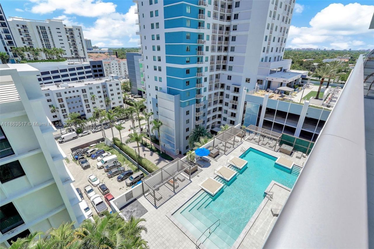 1010 SW 2nd Ave, Unit 1010, Miami, FL 33130 Photo