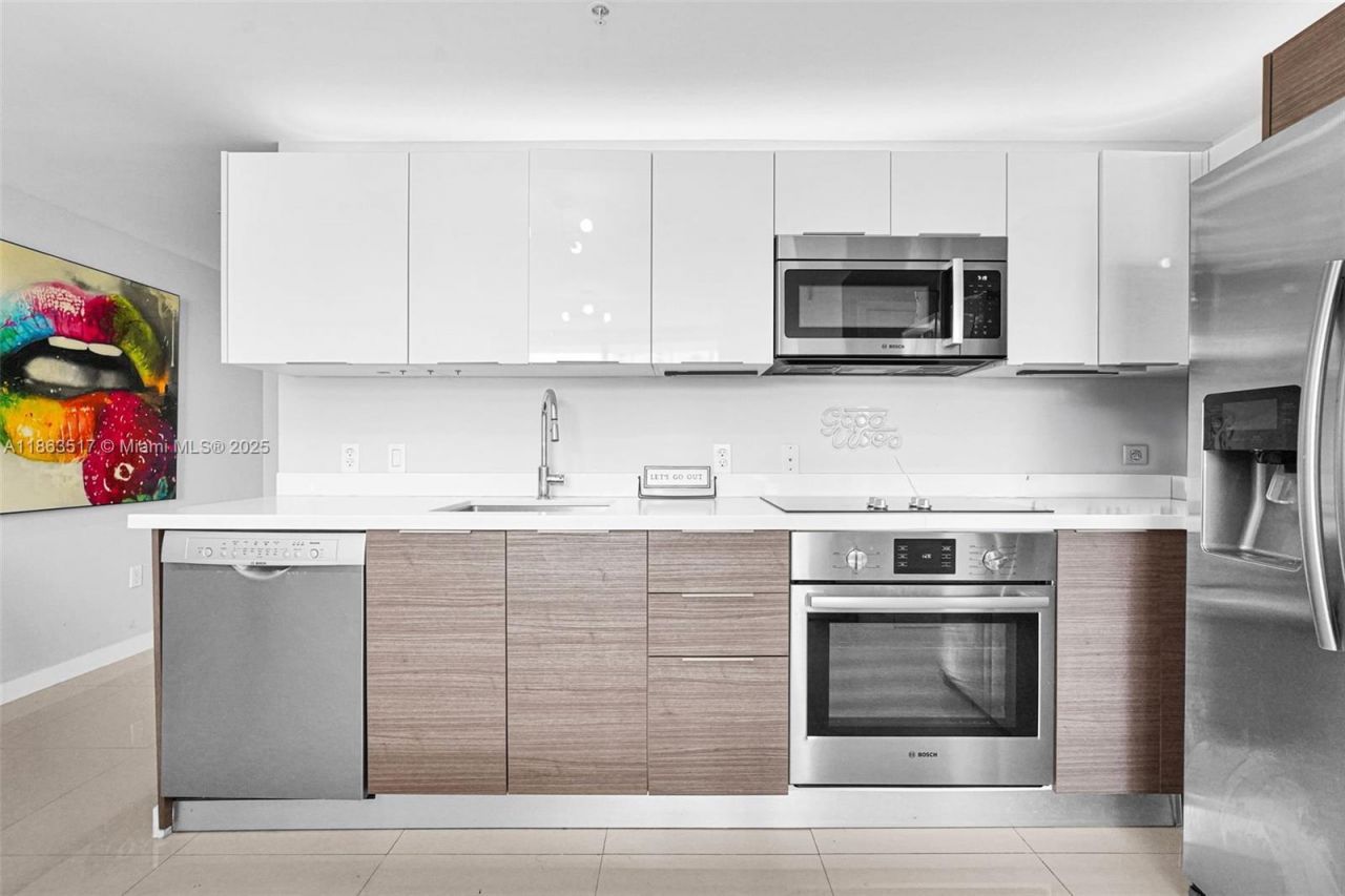 1010 SW 2nd Ave, Unit 1010, Miami, FL 33130 Photo