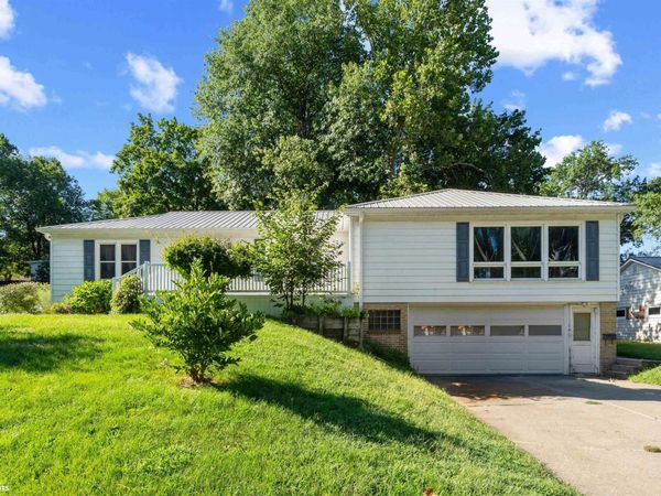 700 W Henry St., Mount Pleasant, IA 52641