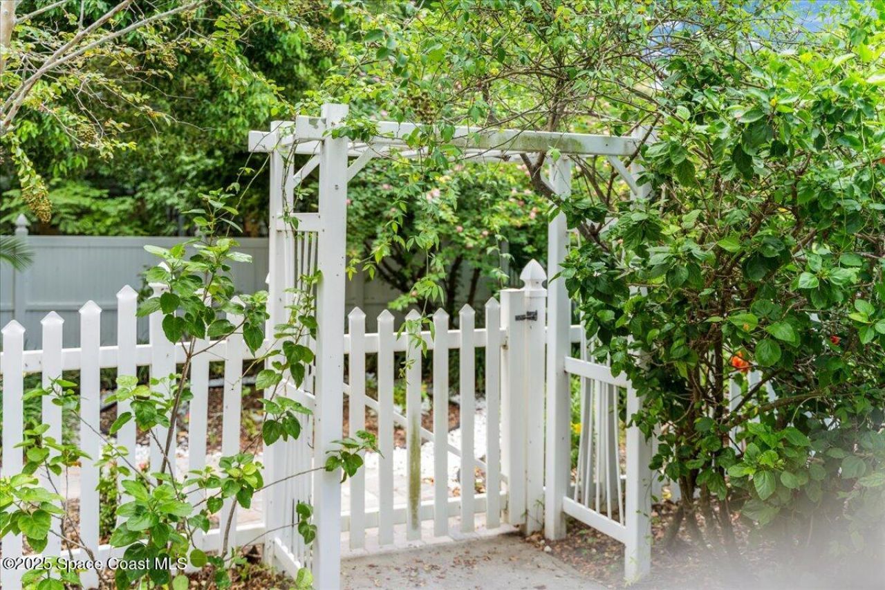 607 Rockledge Drive, Rockledge, FL 32955 Photo