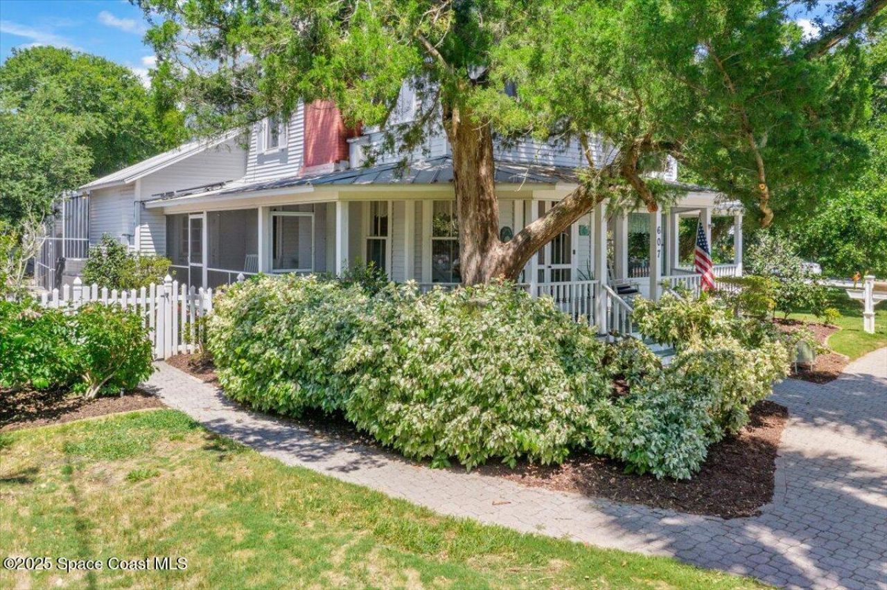 607 Rockledge Drive, Rockledge, FL 32955 Photo