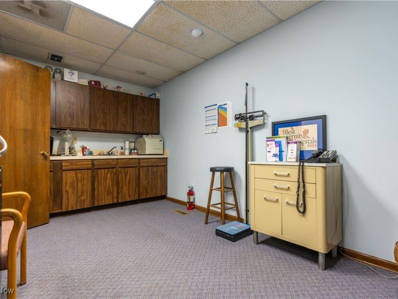 105 5th Street SE, Unit 2, Barberton, OH 44203 Photo 11