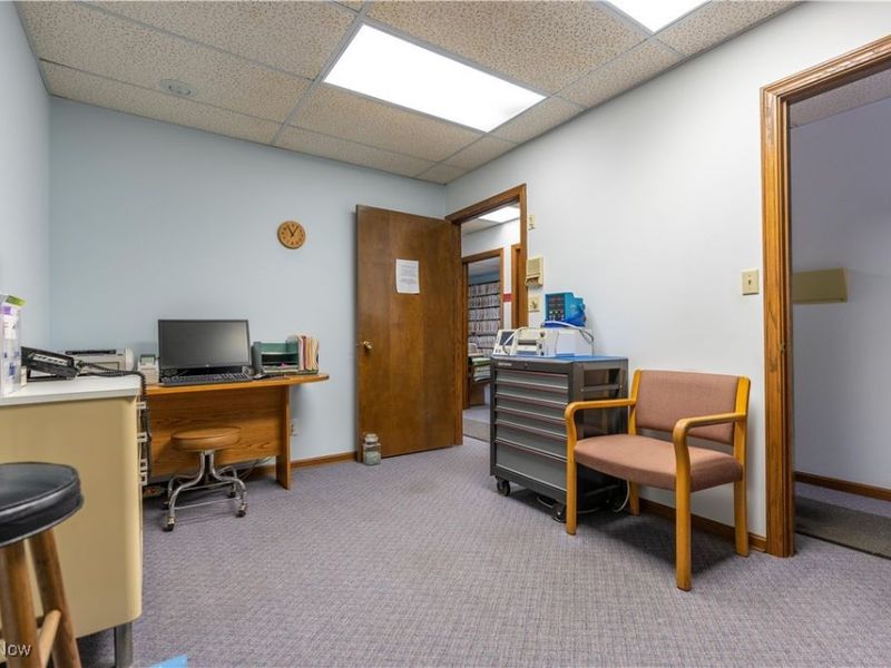 105 5th Street SE, Unit 2, Barberton, OH 44203 Photo 12