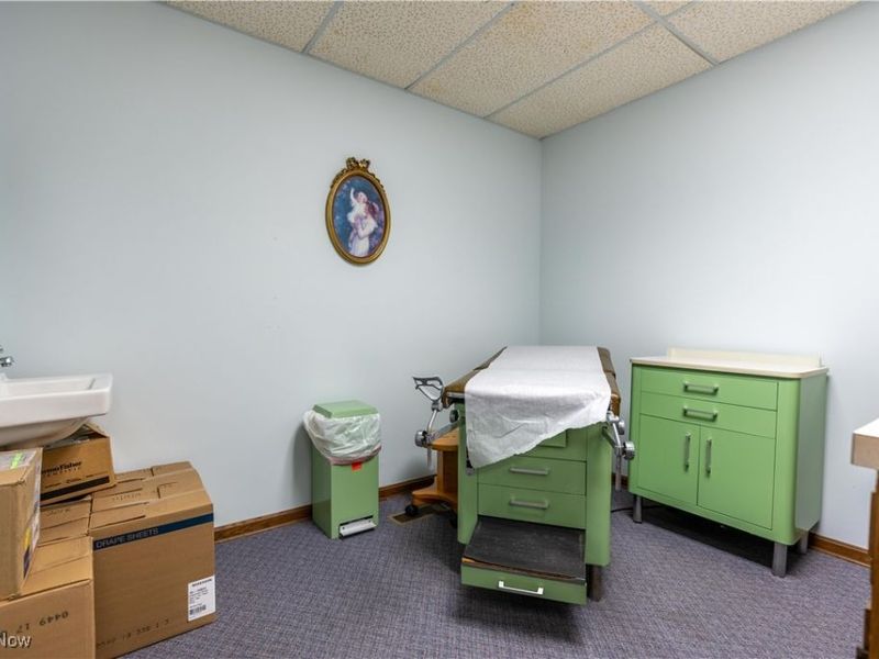 105 5th Street SE, Unit 2, Barberton, OH 44203 Photo 15