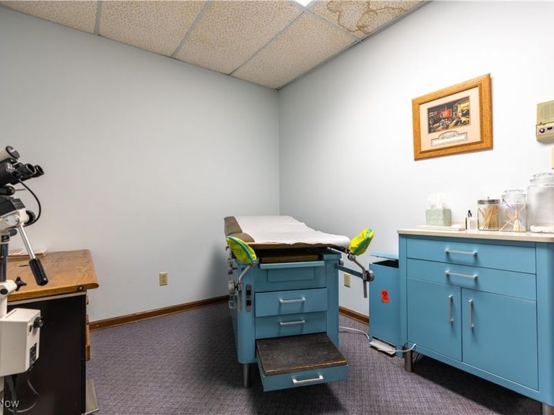 105 5th Street SE, Unit 2, Barberton, OH 44203 Photo 18