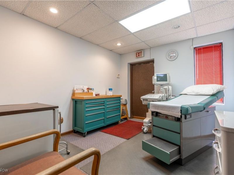 105 5th Street SE, Unit 2, Barberton, OH 44203 Photo 19