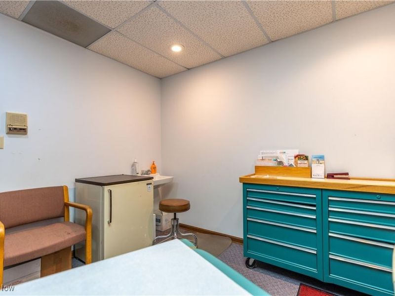 105 5th Street SE, Unit 2, Barberton, OH 44203 Photo 20