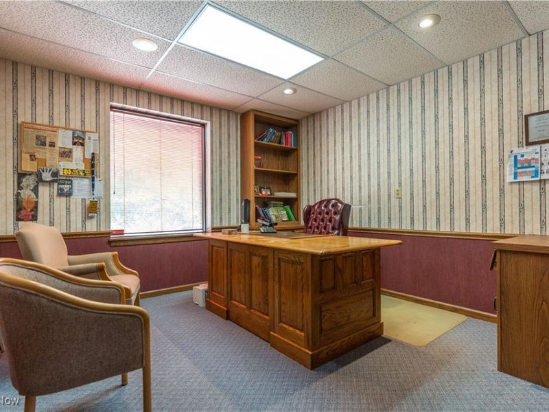 105 5th Street SE, Unit 2, Barberton, OH 44203 Photo 22