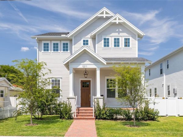 1211 35TH AVENUE N, ST PETERSBURG, FL 33704