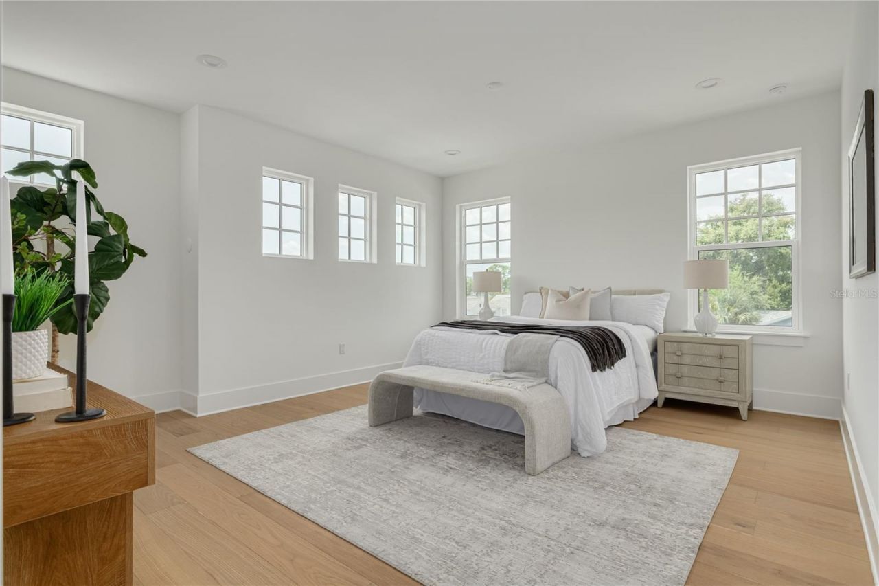 1211 35th Avenue N, Saint Petersburg, FL 33704 Photo