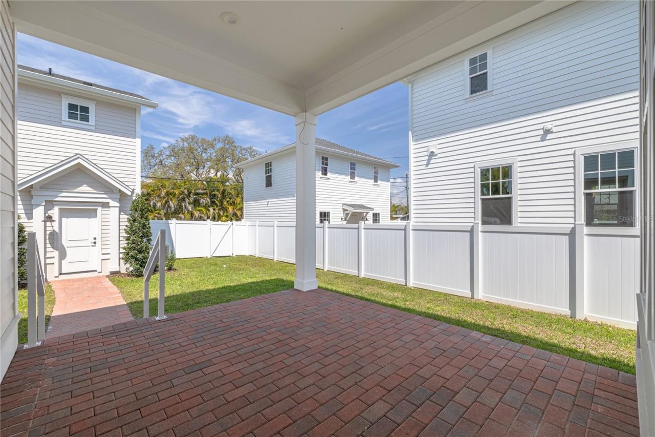 1211 35th Avenue N, Saint Petersburg, FL 33704 Photo