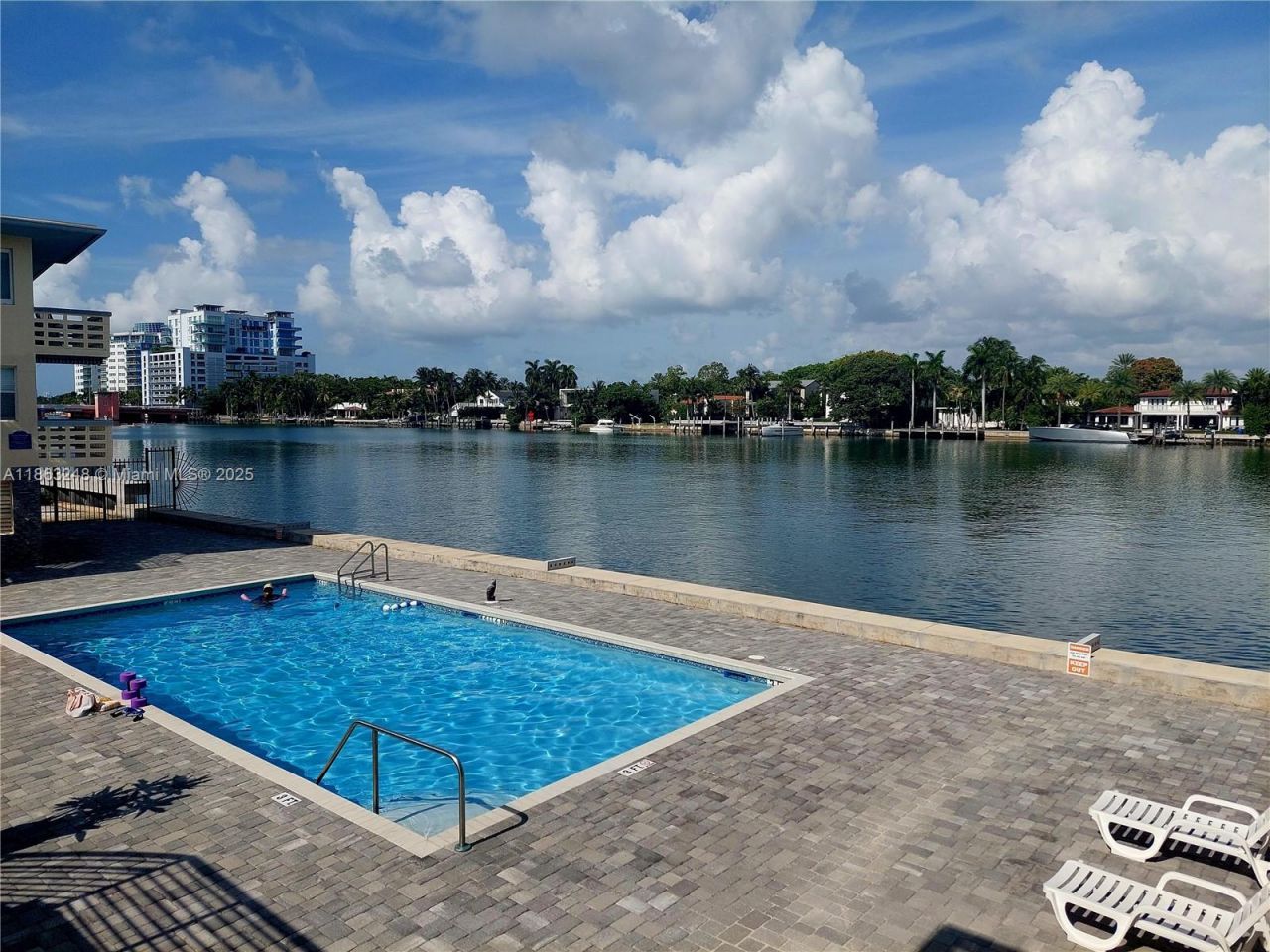 6484 Indian Creek Drive, Unit 320, Miami Beach, FL 33141 Photo