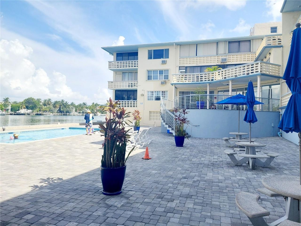 6484 Indian Creek Drive, Unit 320, Miami Beach, FL 33141 Photo