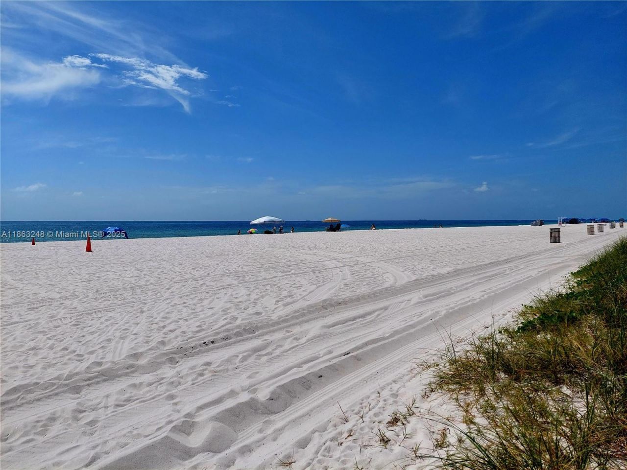 6484 Indian Creek Drive, Unit 320, Miami Beach, FL 33141 Photo