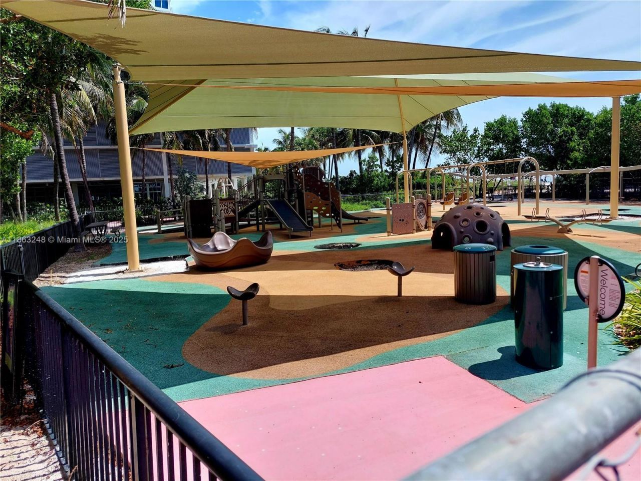 6484 Indian Creek Drive, Unit 320, Miami Beach, FL 33141 Photo