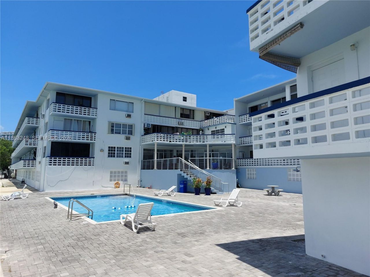 6484 Indian Creek Drive, Unit 320, Miami Beach, FL 33141 Photo