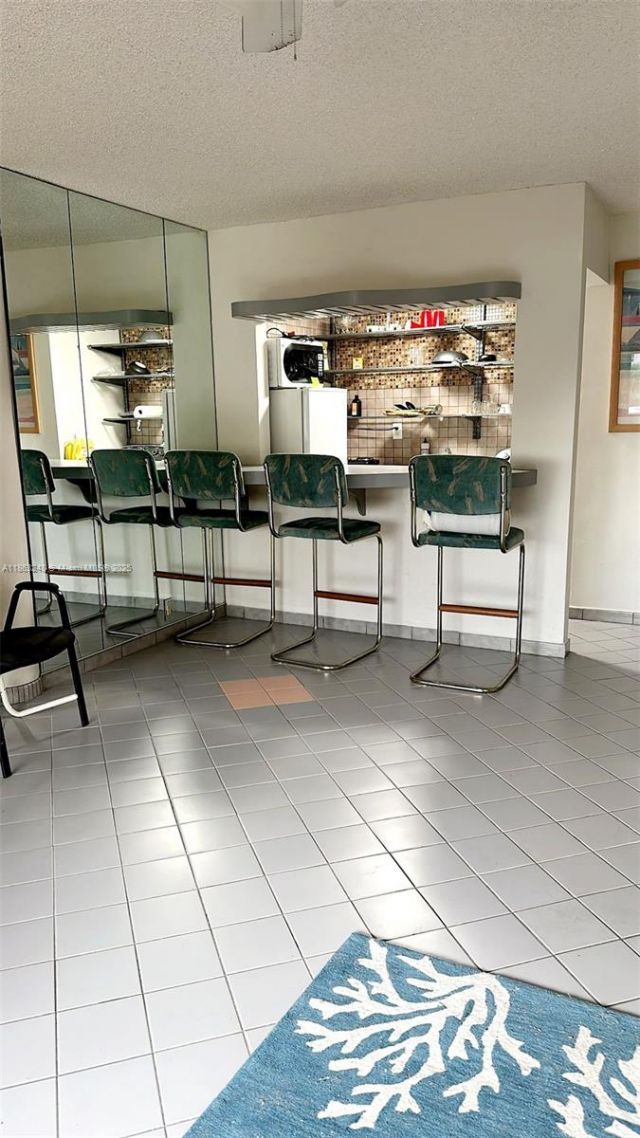 6484 Indian Creek Drive, Unit 320, Miami Beach, FL 33141 Photo