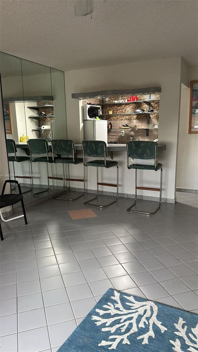 6484 Indian Creek Drive, Unit 320, Miami Beach, FL 33141 Photo