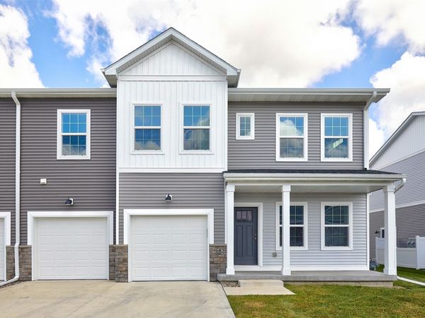 9683 Crestview Drive, West Des Moines, IA 50266