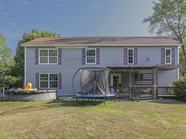 53 Lincolnville Avenue, Belfast, ME 04915
