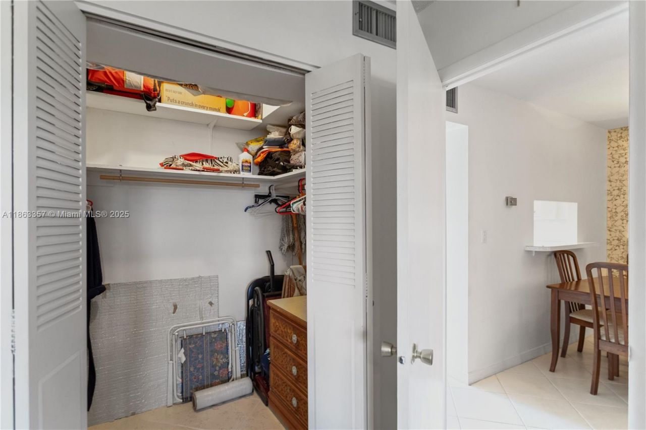 4299 NW 16th St, Unit 210, Lauderhill, FL 33313 Photo