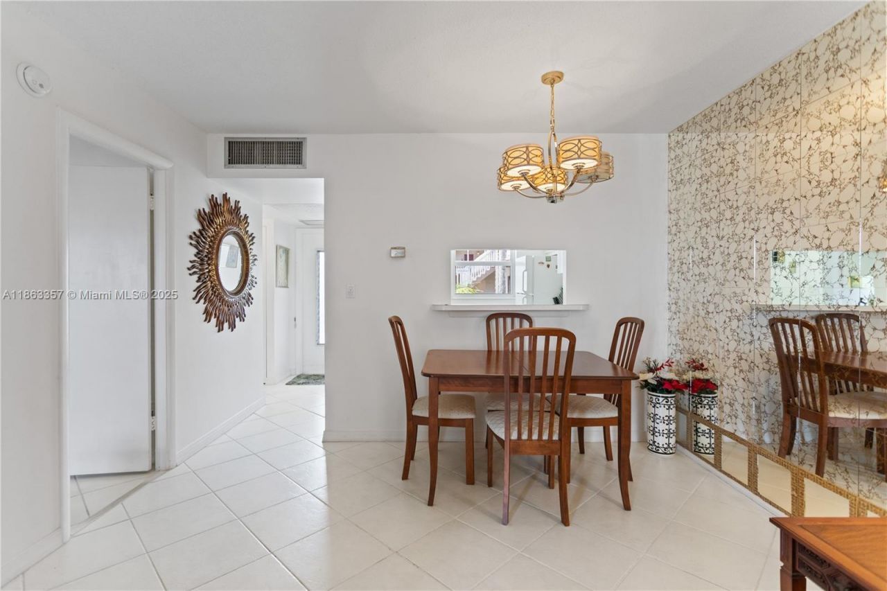 4299 NW 16th St, Unit 210, Lauderhill, FL 33313 Photo