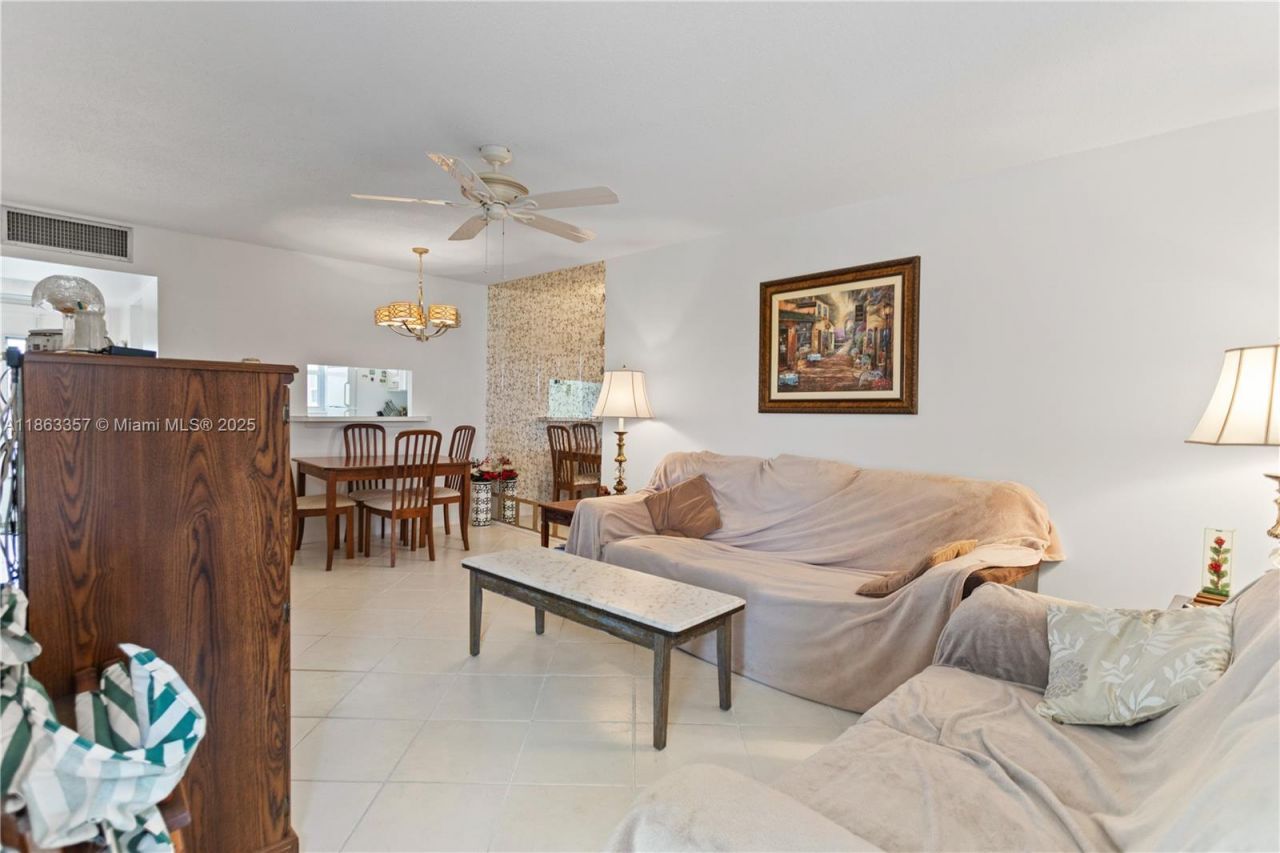 4299 NW 16th St, Unit 210, Lauderhill, FL 33313 Photo