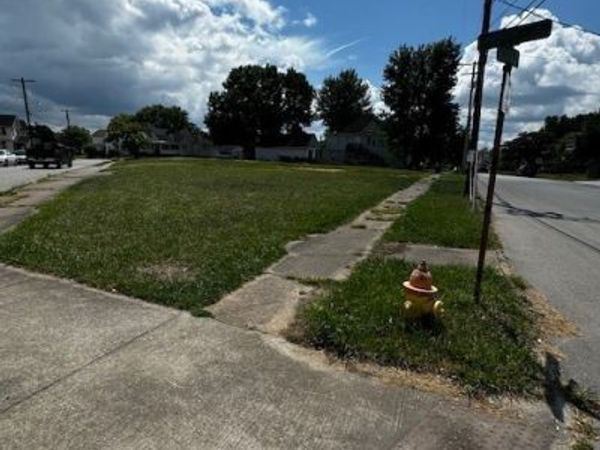660 Liberty Street, Parkersburg, WV 26101