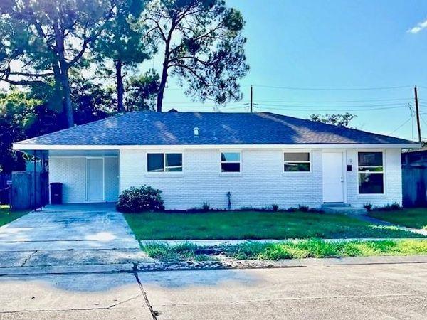564 DEERFIELD Road, Terrytown, LA 70056