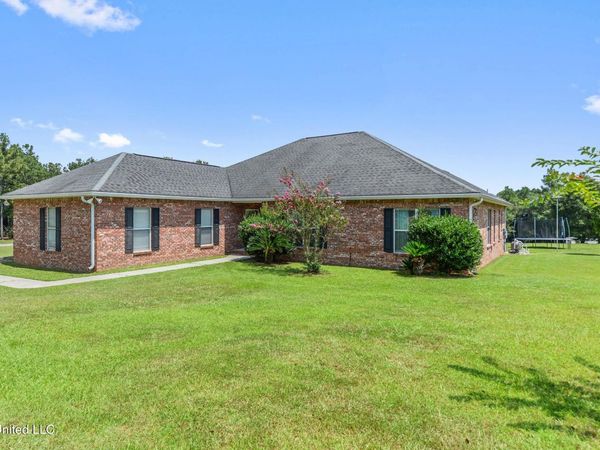 22140 Red Fox Run, Saucier, MS 39574