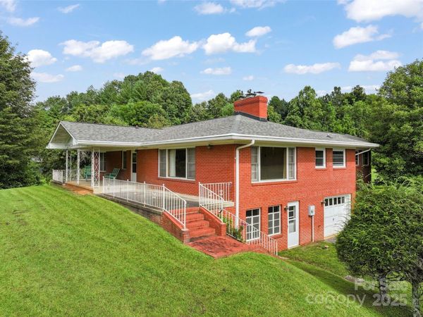 5 Noland Downs Road, Waynesville, NC 28785