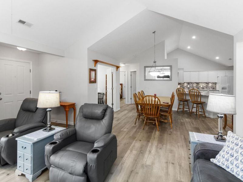 1266 Paddock Loop, Washington Court House, OH 43160 Photo 6