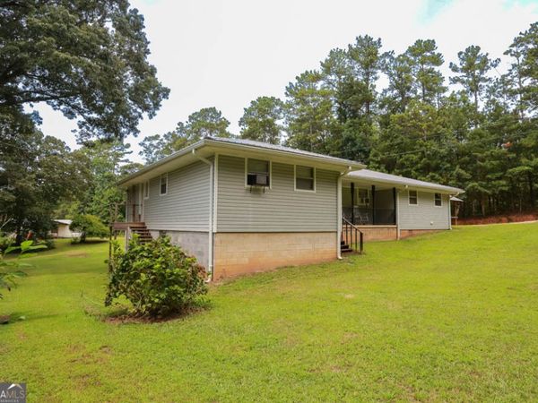 1117 Cross Plains Hulett Road, Carrollton, GA 30116