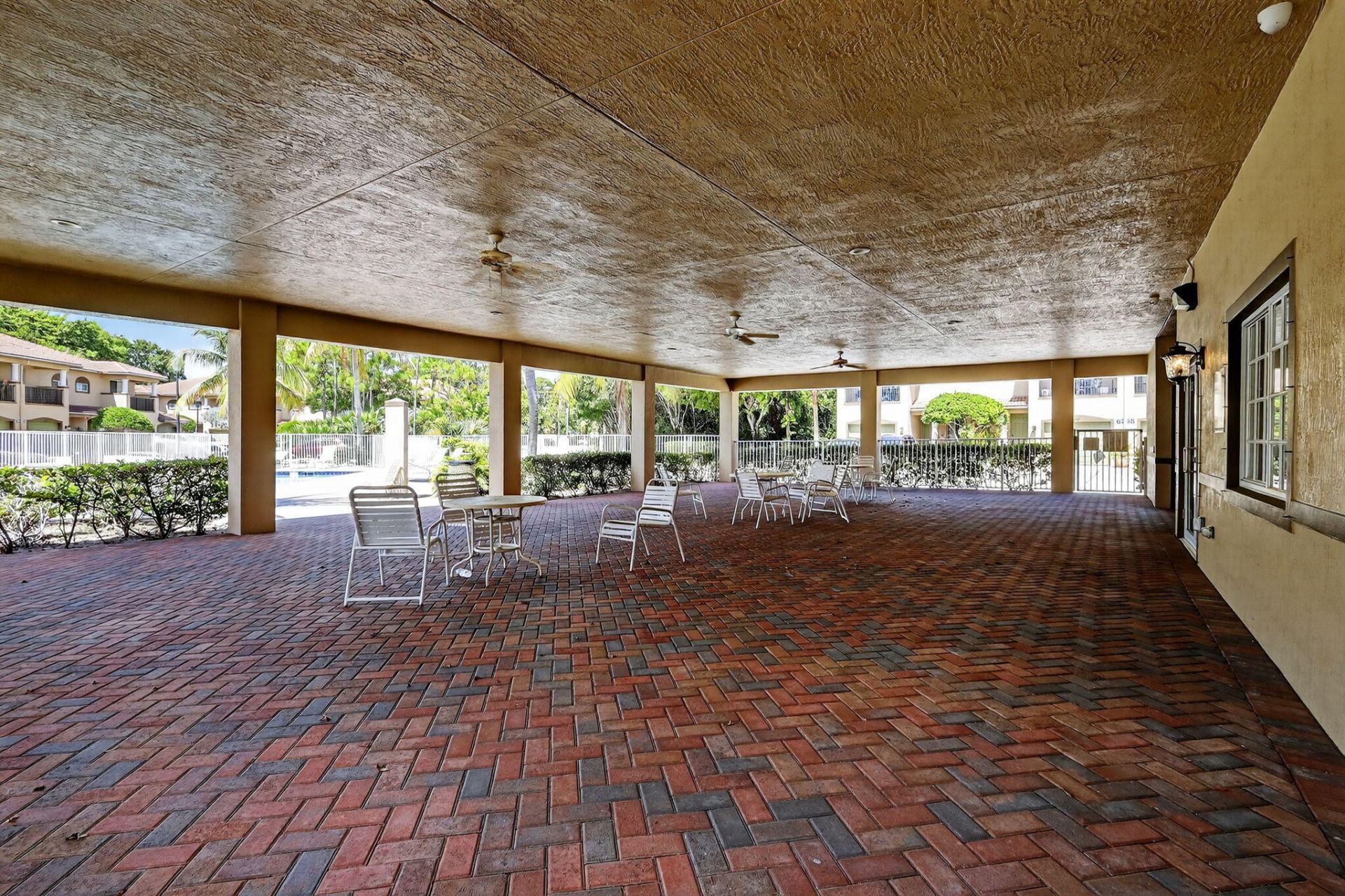 6272 S Military Trail, Unit 206, Lake Worth, FL 33463 Photo