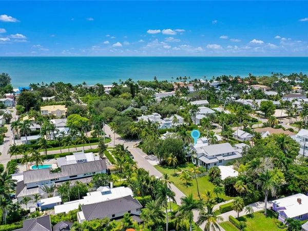 223 11th AVE S, NAPLES, FL 34102