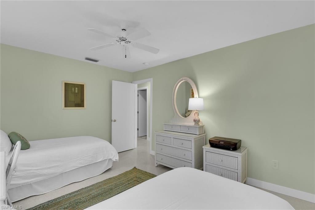 223 11th Ave S, Naples, FL 34102 Photo