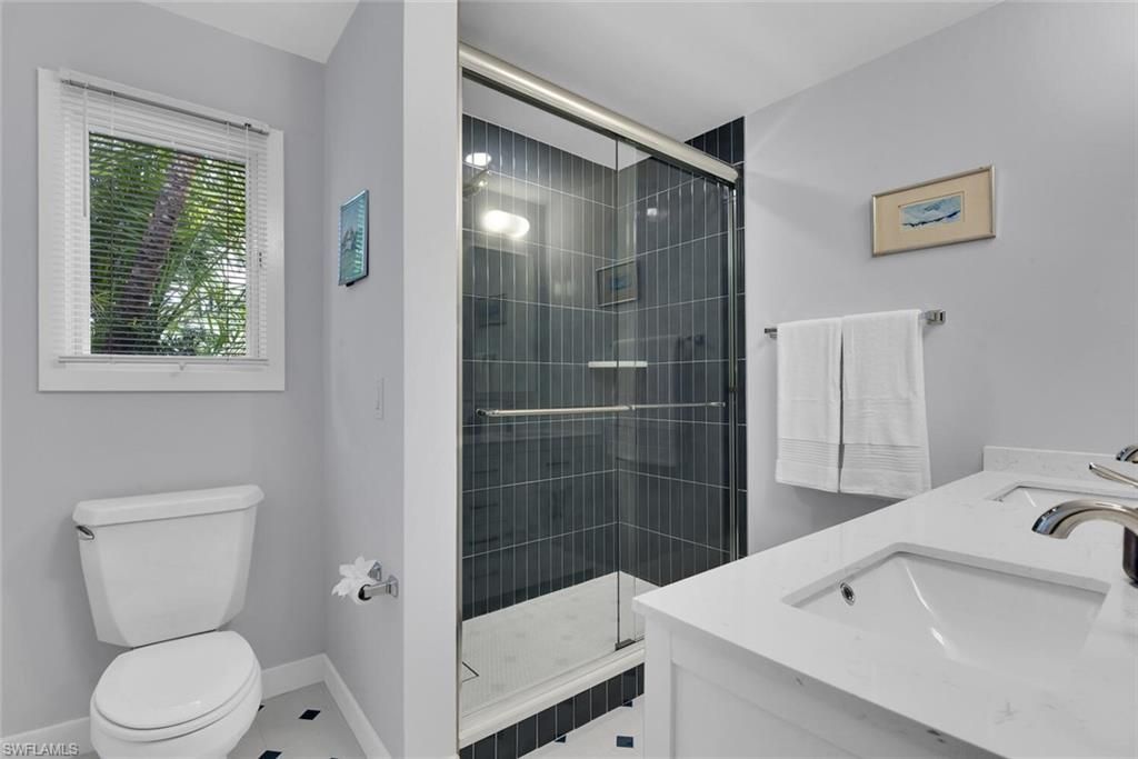 223 11th Ave S, Naples, FL 34102 Photo