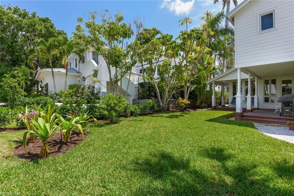 223 11th Ave S, Naples, FL 34102 Photo